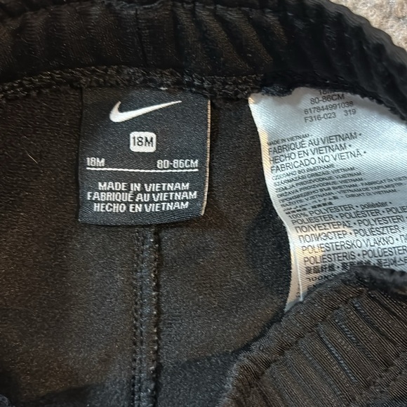Baby Nike Black Jogger Sweatpants size 18 months very soft and comfortable - Picture 3 of 4